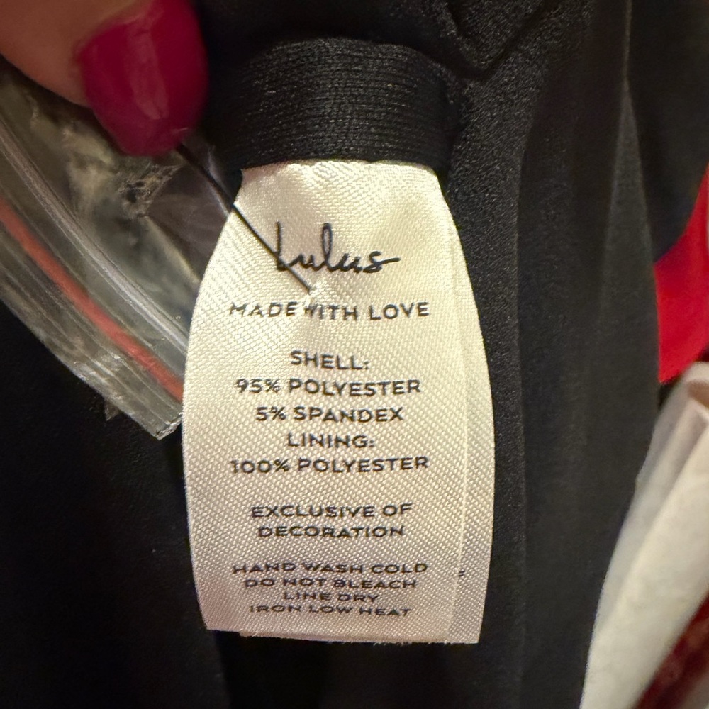 Lulu's Black Backless Halter Dress NWT - Picture 5 of 5